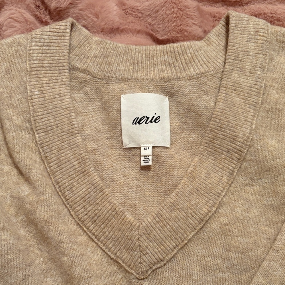 Aerie Women's Tan V-Neck Sweater